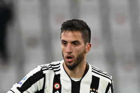 Aston Villa ‘in talks on shock transfer for Juventus midfielder Rodrigo Bentacur’ for bargain £16m..