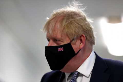 Boris Johnson fires warning shot at Putin as invading Ukraine would be ‘disastrous’ &amp; ‘painful, ..