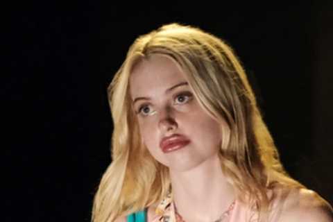 Who plays Faye in Euphoria?