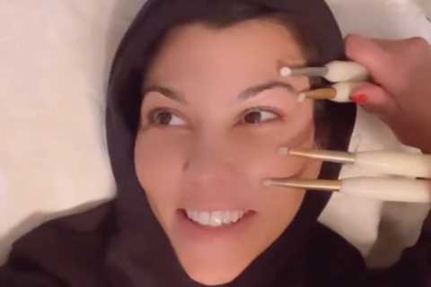 Kourtney Kardashian gets her face ‘lifted and contoured’ in new treatment after slamming plastic..