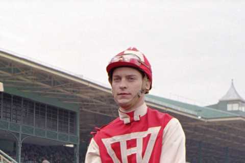 Movie star racehorse dies aged 24 after becoming instant ‘fan favourite’ with role in..