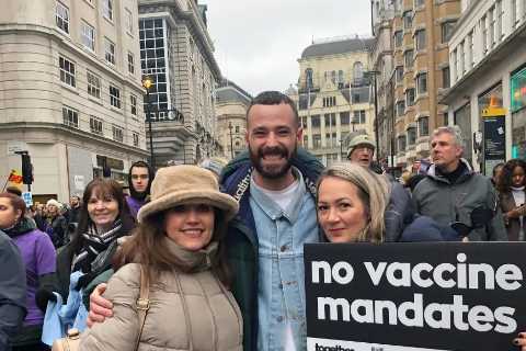 I’m homeless, my teeth are falling out and my career is over because of my anti-vaxx views, says..