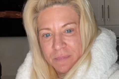 Long Island Medium Theresa Caputo looks unrecognizable as she ditches glam &amp; goes makeup-free..