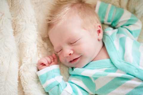 The 4 signs you should call 999 for your child as Omicron cases in young rise