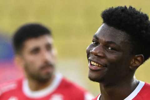 Man Utd ‘in talks for Monaco midfielder Aurelien Tchouameni’ but face competition from Chelsea,..