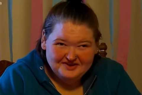 1,000-Lb Sister star Amy Slaton reveals gender &amp; name of second child with husband Michael..