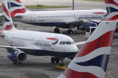 Families facing airport chaos as hundreds of Heathrow staff threaten to strike during February..