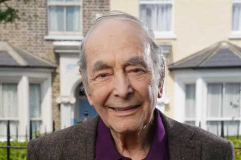 Leonard Fenton dead aged 95 – EastEnders star who played Doctor Harold Legg dies