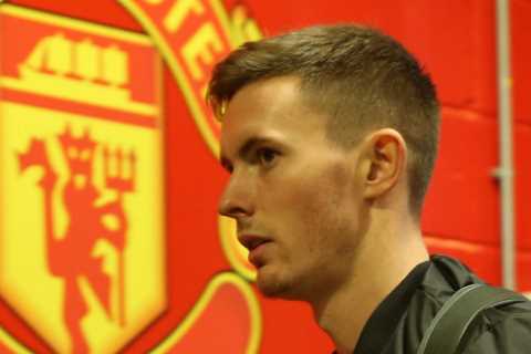 Man Utd block Dean Henderson’s last-gasp transfer to Watford and keeper’s future now ‘hinges on..
