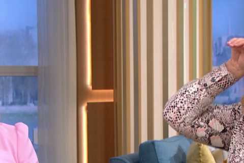 This Morning fans slam expert after she tells Holly Willoughby and Josie Gibson ‘you’re washing..