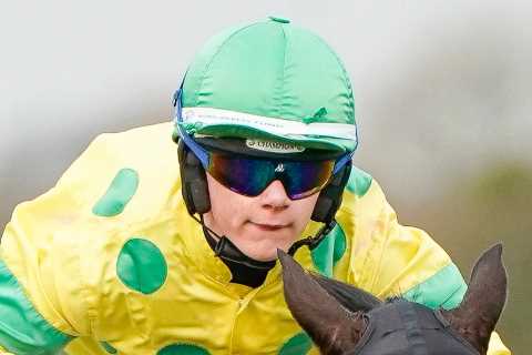 ‘I lost mum two years ago, she’s up there looking down’ – Jockey, 16, gives emotional interview..