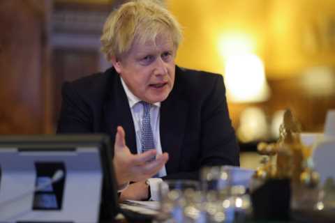 Ukrainians ready to fight to the death if Putin launches invasion, says Boris Johnson