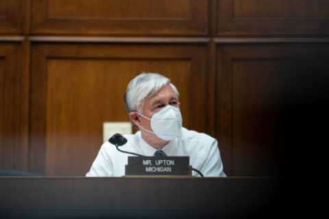 Republicans Who Voted to Impeach Trump Out-Raised Primary Rivals