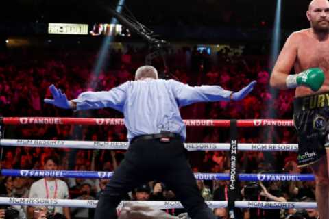 Tyson Fury warned against going ‘toe-to-toe’ with Dillian Whyte as British boxing legend Ricky..