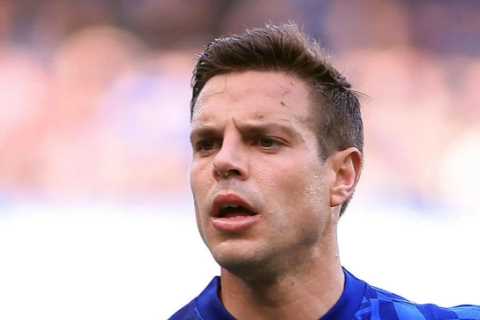 Chelsea star Cesar Azpilicueta wanted by Barcelona on summer free transfer with terms over new..