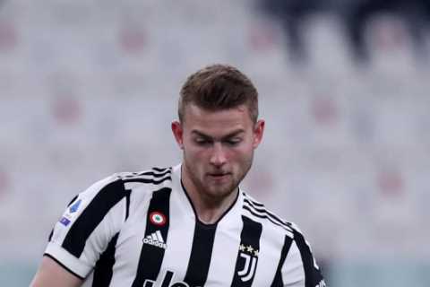 Man Utd ‘to rival Bayern Munich and Barcelona in Matthijs de Ligt transfer battle with 22-year-old..