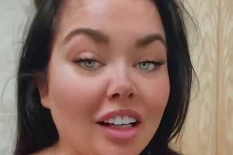 Scarlett Moffatt reveals incredible transformation as she blasts grey hair before professional..