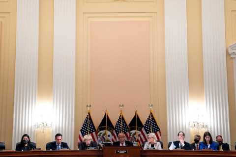 In Scrutinizing Trump and His Allies, Jan. 6 Panel Adopts Prosecution Tactics