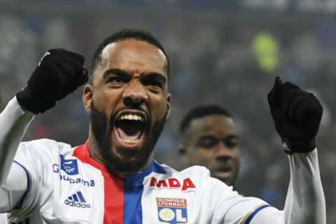 Arsenal contract rebel Alexandre Lacazette ‘is in discussions with former club Lyon’ over free..