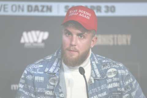 ‘You just can’t do it’ – Eddie Hearn awkwardly tells Jake Paul to his face he won’t ever be a..