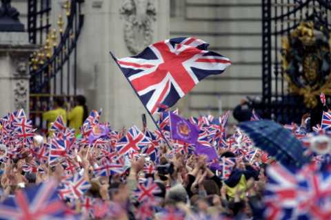 When is the Platinum Jubilee Bank Holiday?