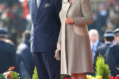 Queen ‘to gift Camilla her mother’s priceless crown &amp; gave Charles permission to call his wife..