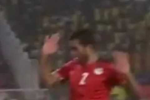 Watch Sadio Mane get away with ‘embarrassing’ dive in Afcon final and dodge second yellow card..