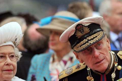 Queen is in ‘reflective’ mood as she faces tough Jubilee without Prince Philip