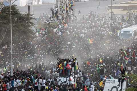 Watch thousands of jubilant fans give Senegal’s Afcon champions a hero’s welcome as Sadio Mane..