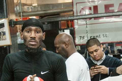 ‘I’m in pain’ – Former lightweight world champion Robert Easter Jr shot three times by armed robbers