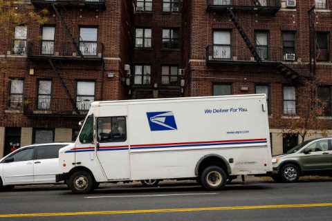 House Passes Bill to Shore Up Postal Service, Working to Avert Insolvency