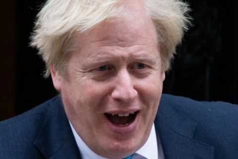 Defiant Boris Johnson won’t resign even if police fine him for breaking Covid laws over No 10..
