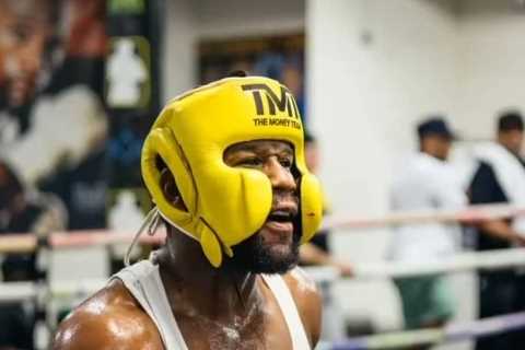 Floyd Mayweather, 44, could return to boxing and fight ‘whoever the hell he wants’ following..
