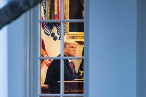 Republicans Who Railed About Clinton Emails Are Quiet on Trump’s Records