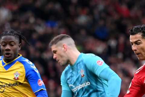 Man Utd star Cristiano Ronaldo fails to score OPEN GOAL to end six-week goal drought after heroic..