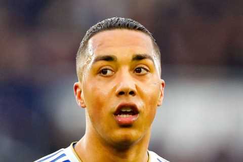 Man Utd and Arsenal transfer boost as Youri Tielemans will NOT renew Leicester contract and could..