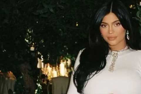 Everything Kylie Jenner did differently in her second pregnancy from revealing baby bump to sharing ..