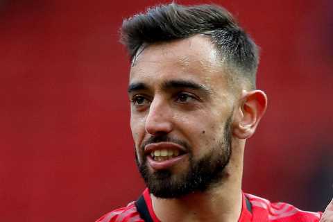 Bruno Fernandes picks dream midfield as Man Utd star is asked to choose between legends Keane and..