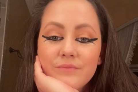 Teen Mom Jenelle Evans slammed for huge new mermaid tattoos on her arms as followers say they look..