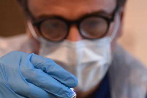 People who are fully jabbed are less likely to suffer with long Covid, major study finds