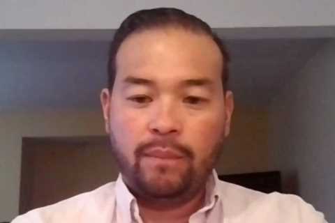 Jon Gosselin is ‘worried kids will burn through TV fortune after they turn 18’ as he ‘enrolls them..