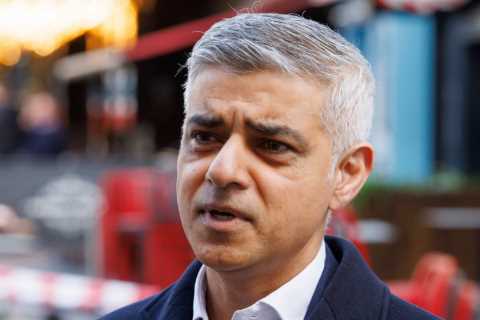 Scotland Yard under pressure to release Partygate pics after criminal probe