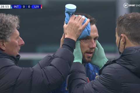 Dean Ashton slams Inter Milan as De Vrij plays on despite head injury and problem with his vision..
