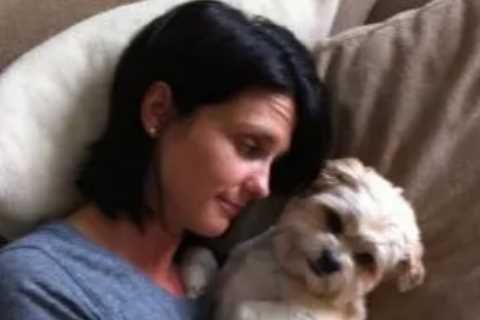 EastEnders star Heather Peace devastated as dog Bungle dies aged 17