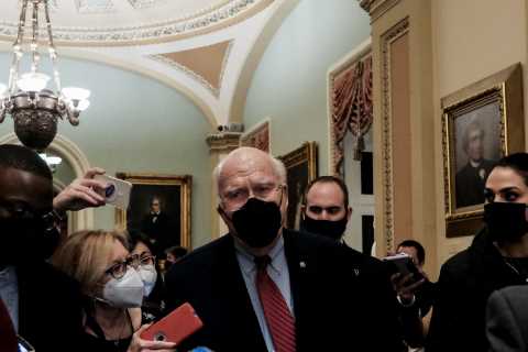 Senate Passes 3-Week Spending Bill, Averting Government Shutdown