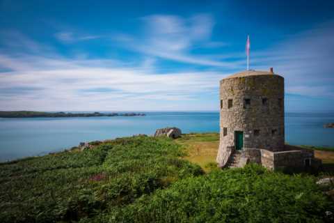 Popular holiday destination scraps all travel restrictions for tourists – regardless of vaccination ..