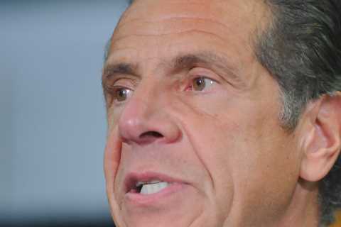 CNN Executive Was Ousted After Discussing Interview Topics With Governor
