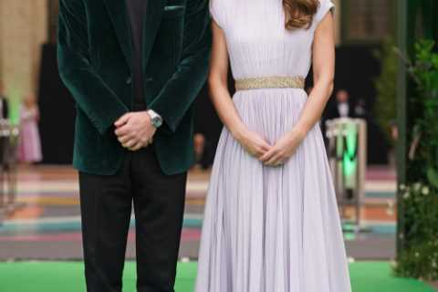 Only King William V and Queen Kate can save the royals