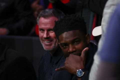 Micah Richards tells Jamie Carragher ‘behave yourself’ after comments about Man City in Premier..