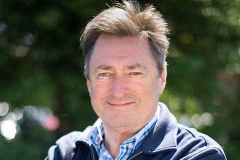 Who is Love Your Garden’s Alan Titchmarsh and is he married?